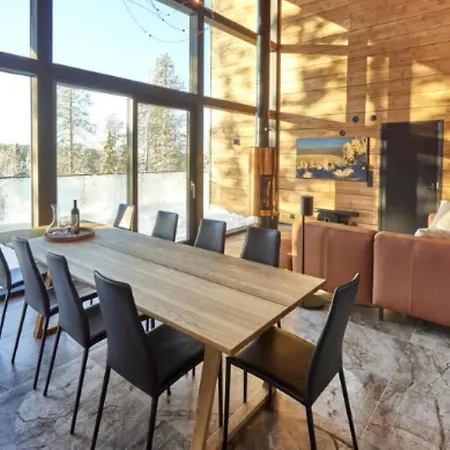 木屋 Lux B Ski-in Ski-out By Aavalevi *
