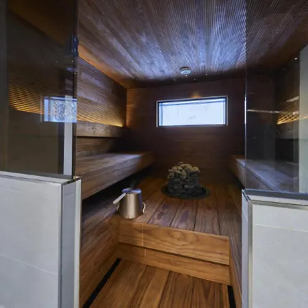 Lux B Ski-in Ski-out By Aavalevi