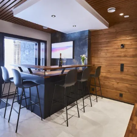 Шале Lux B Ski-in Ski-out By Aavalevi