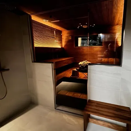 Lux B Ski-in Ski-out By Aavalevi Шале Леви